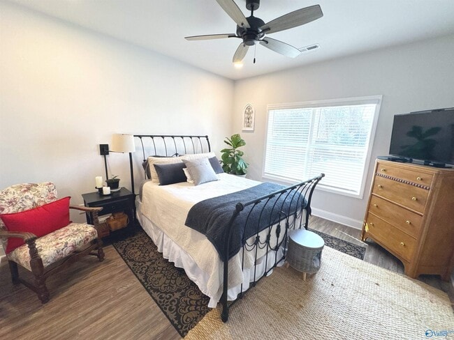 Building Photo - 12767 Tallulah Dr