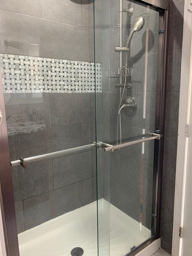 Building Photo - 721 Stony Brook Way