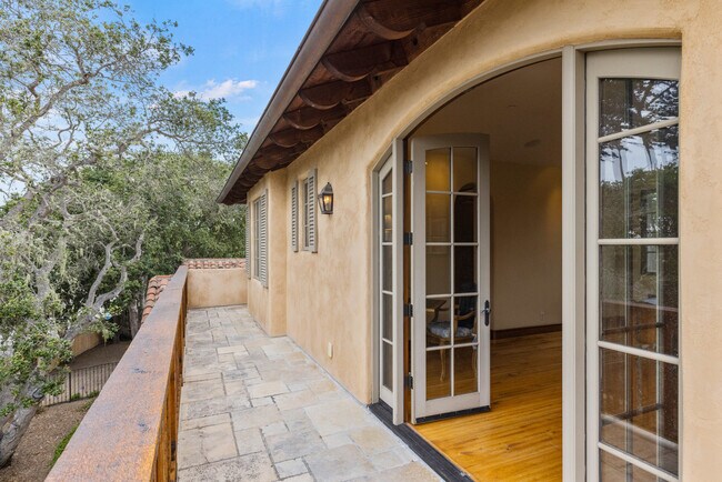 Building Photo - 3317 Taylor Rd