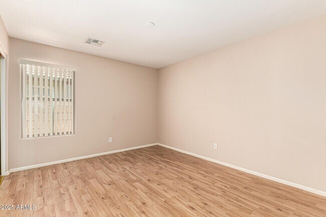 Building Photo - 28916 N Nobel Rd