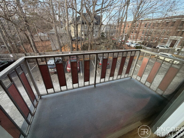 Building Photo - 79 Sutherland Rd