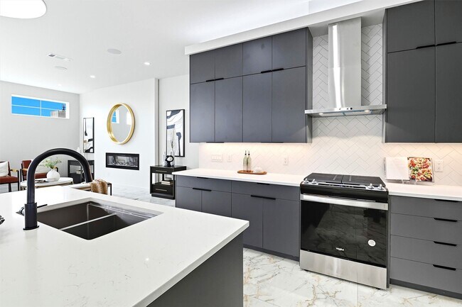 Building Photo - 2939 El Fenice Ln