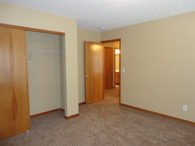 Building Photo - 3736 Maplebrooke Ln