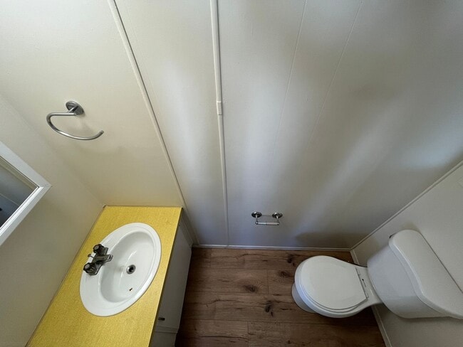 Building Photo - 1206 Via Estio