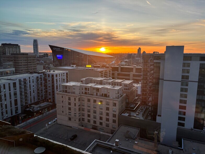 Morning sunrise view from unit - 433 S 7th St