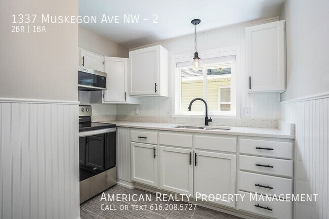 Building Photo - 1337 Muskegon Ave NW