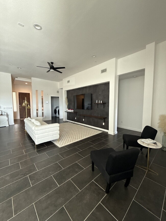 Building Photo - 13010 Terrington Ave