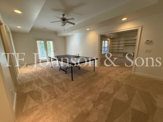 Building Photo - 5540 Brookberry Farm Rd