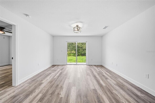 Building Photo - 17180 Drayton Ln