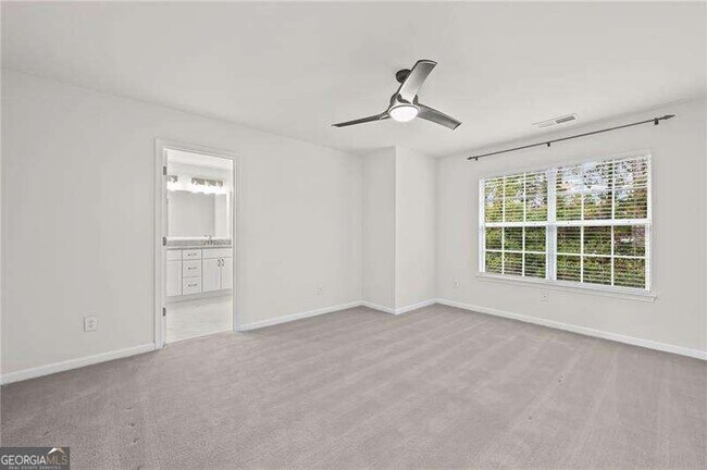 Building Photo - 5662 Lawley Rd