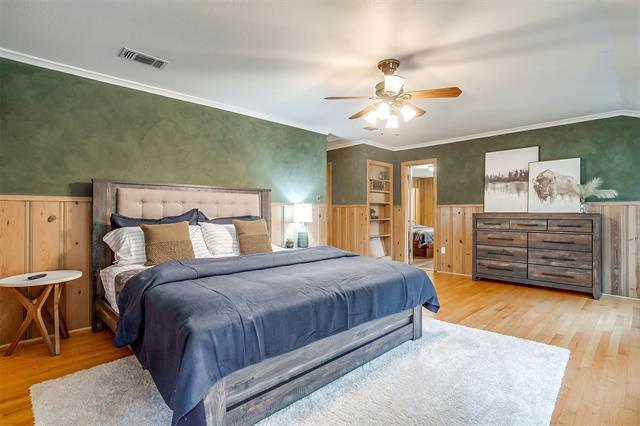 Building Photo - 1505 N Riverside Dr