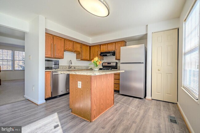 Building Photo - 12921 Freestone Ct