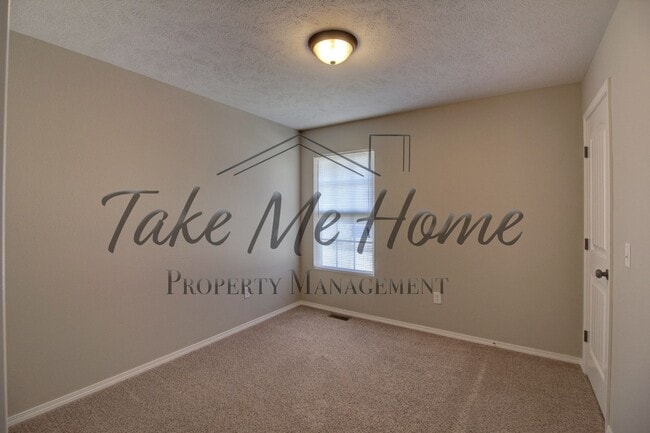 Building Photo - The Home You’ve Been Waiting For- 4 Bedrooms, 3-Car Garage, Great Location