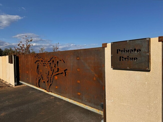 Building Photo - Private Farm Home in North Garden - Enjoy Fantastic Views - Main Level Primary Suite!