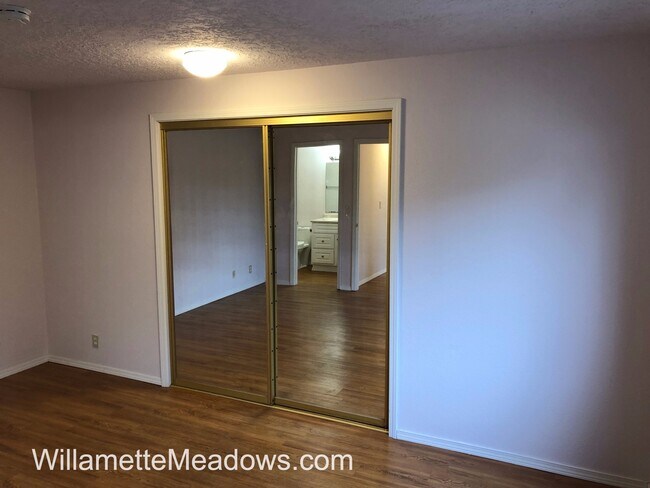 Building Photo - A Wonderfully Remodeled and Completely Updated 3 Bedroom, 2 Bath House with Geer Community Park i...