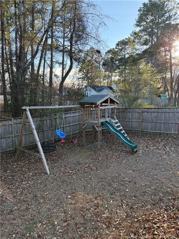 Building Photo - 7099 Calamar Dr