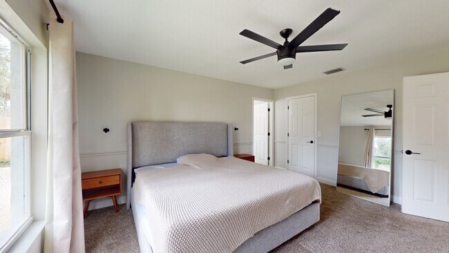 Building Photo - 4026 Banbury Cir