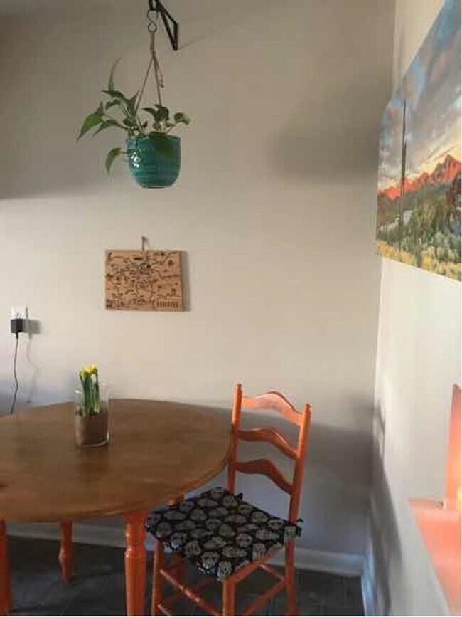 Building Photo - 1716-1718 Morningside Dr