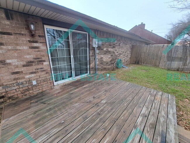 Building Photo - Spacious 2 Bedroom in Norman