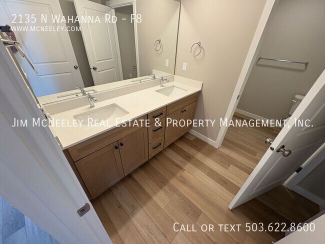 Building Photo - 2135 N Wahanna Rd