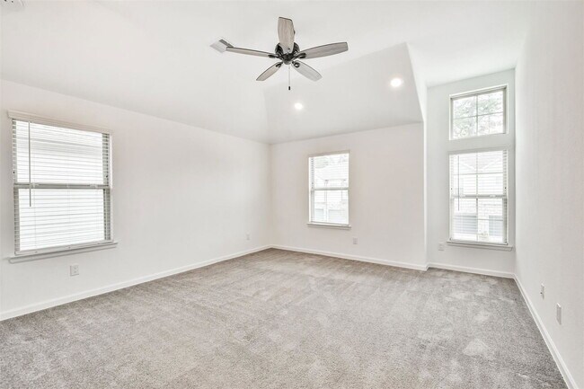 Building Photo - 582 Dry Fork Ln