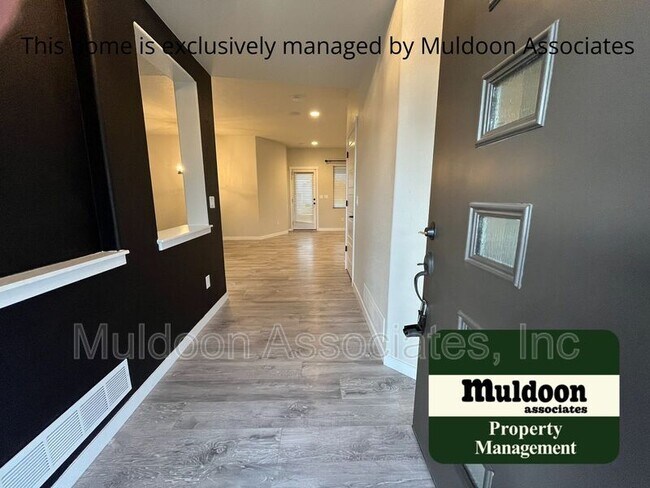 Building Photo - 6551 Mustang Rim Dr