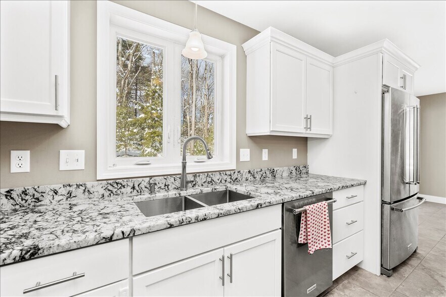 Building Photo - 29 3rd St