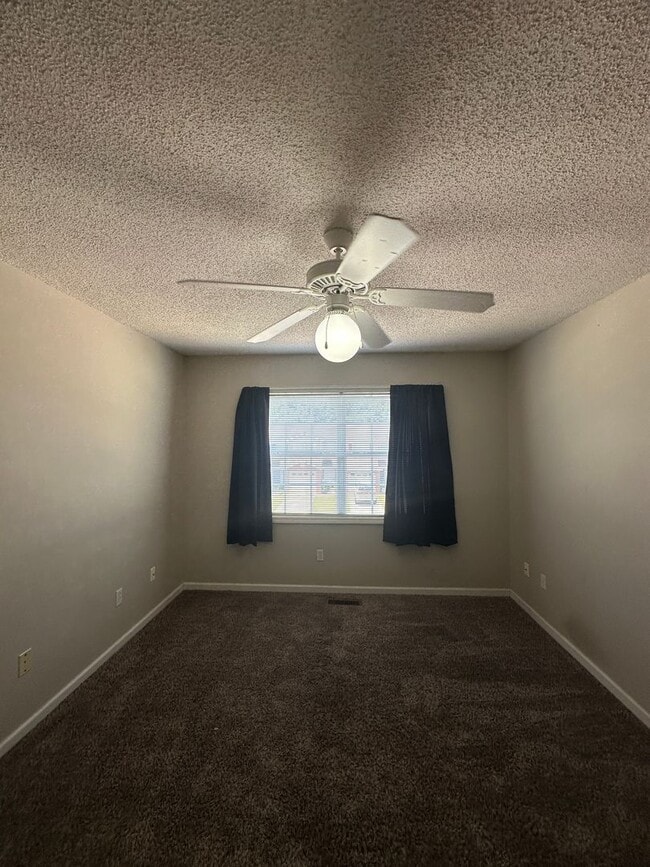 Building Photo - Dunwoody Subdivision