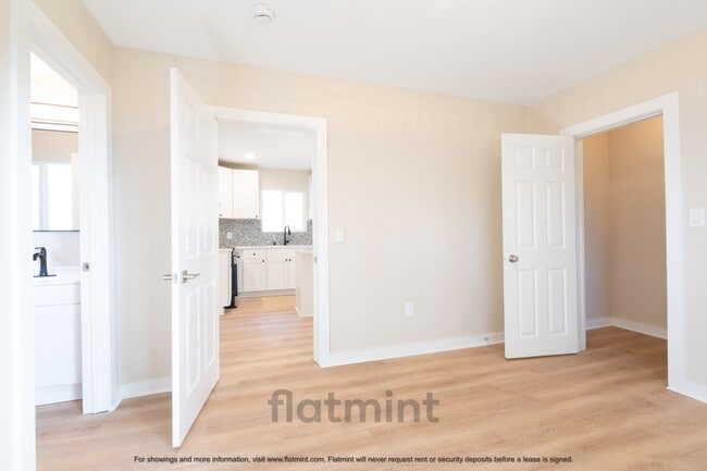Building Photo - 6850 S 133rd St
