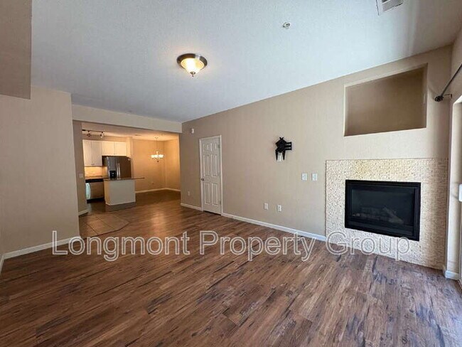 Building Photo - 804 Summer Hawk Dr