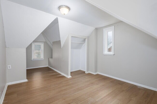 Building Photo - 11222 Wayburn St