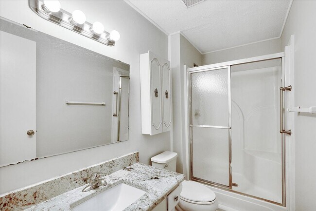 Building Photo - 1607 Burnley Dr