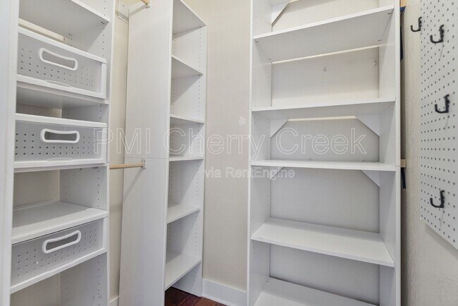 Building Photo - 444 17th St