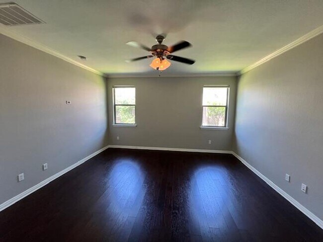 Building Photo - Executive One Story / 4 bedroom / Reserve ...