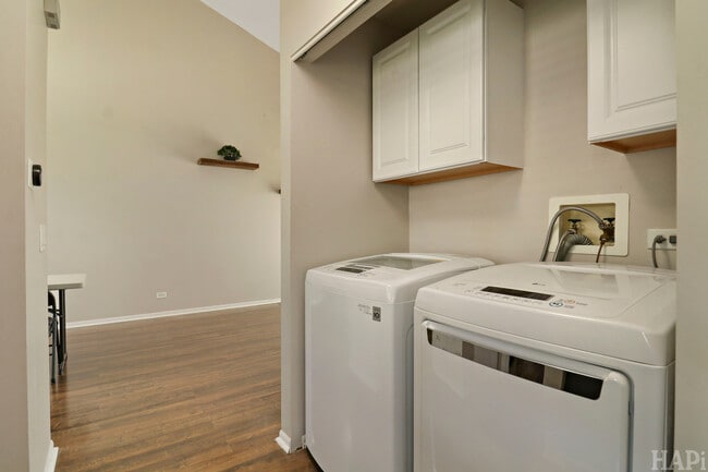 Building Photo - 67 Rustic Ln