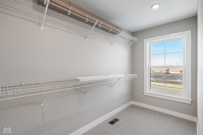 Building Photo - 414 Elite St