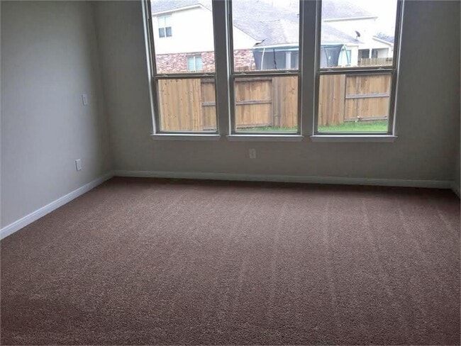 Building Photo - 16608 Spirit Lake Ct