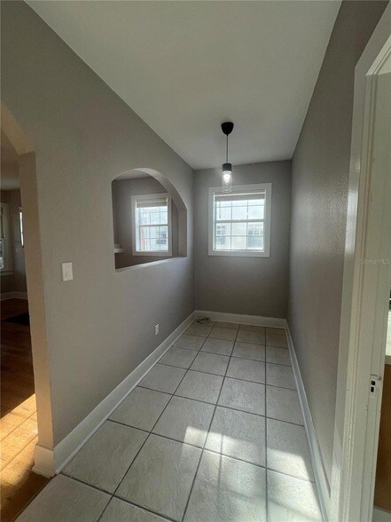 Building Photo - 3303 W Empedrado St