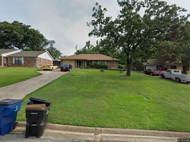 Building Photo - Charming Newly Remodeled Rental Home in a Quiet Neighborhood