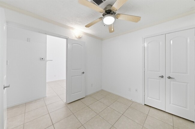 Building Photo - 12503 Newbrook Dr