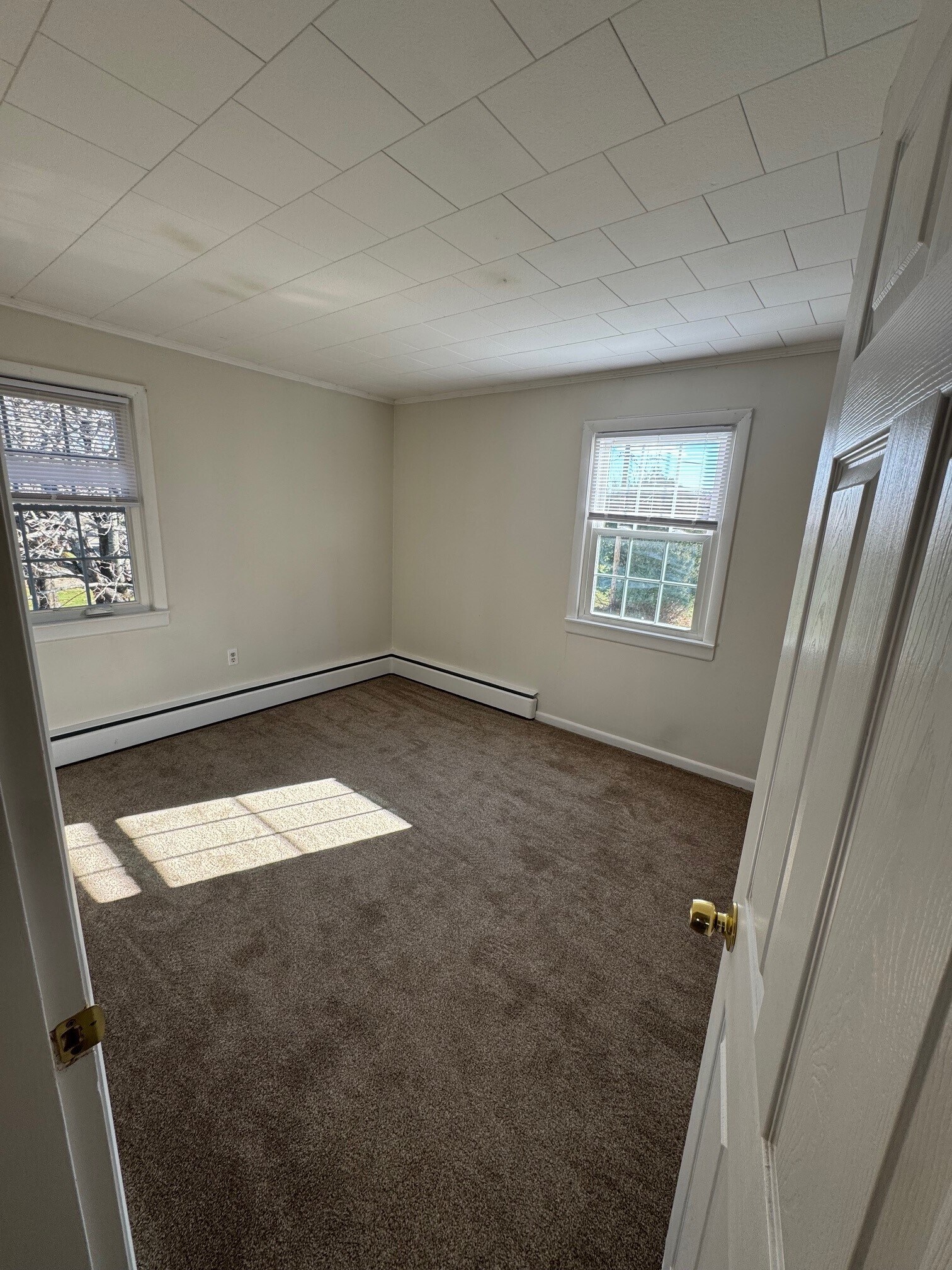 Building Photo - 120 Elm St