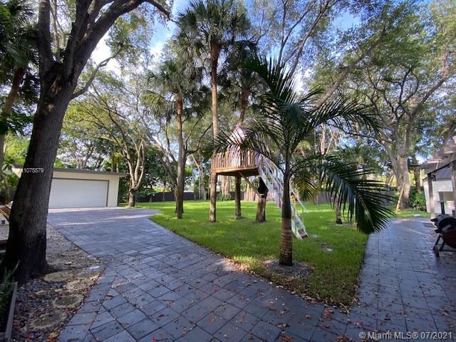 Building Photo - 8425 SW 58th St