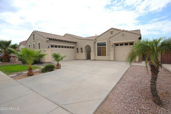 Building Photo - 779 E Mead Dr