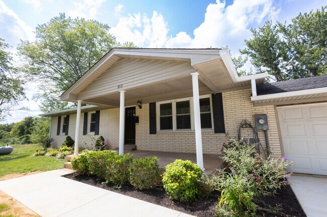 Building Photo - 815 Mount Olivet Girkin Rd