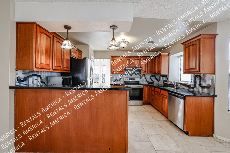 Building Photo - 7395 W Kerry Way