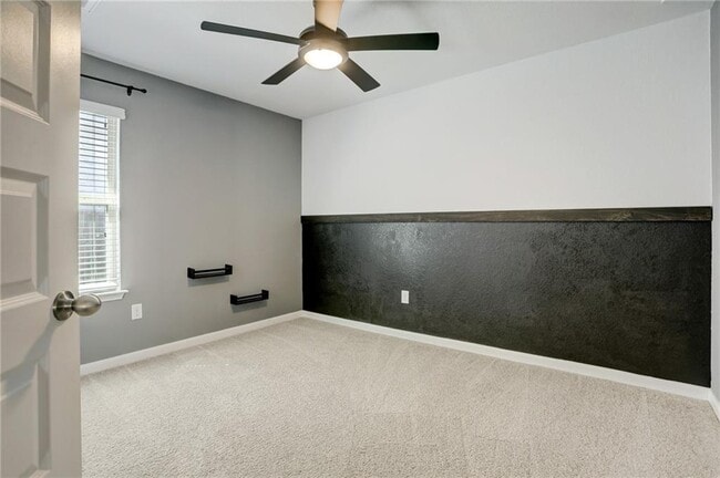 Building Photo - 5151 Scenic Lake Dr