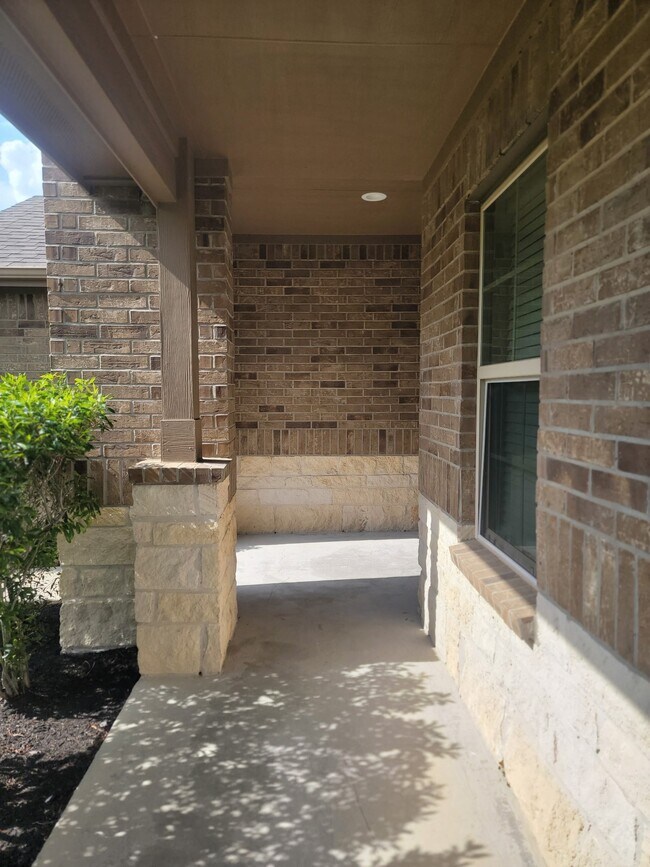 Building Photo - 6919 Kingsford Gable Ct