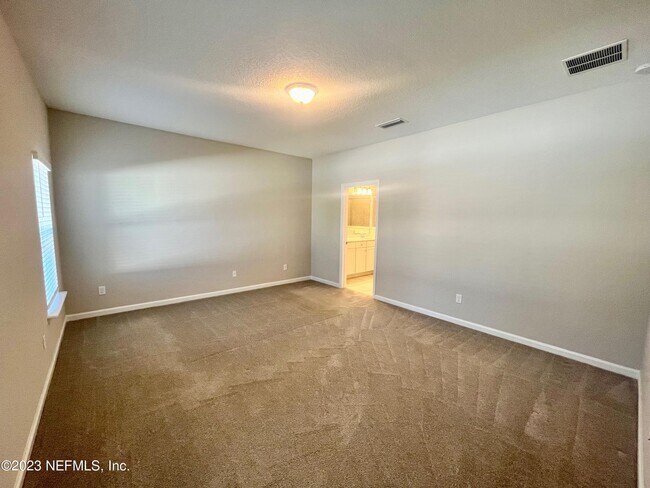 Building Photo - 2117 Hawkeye Pl