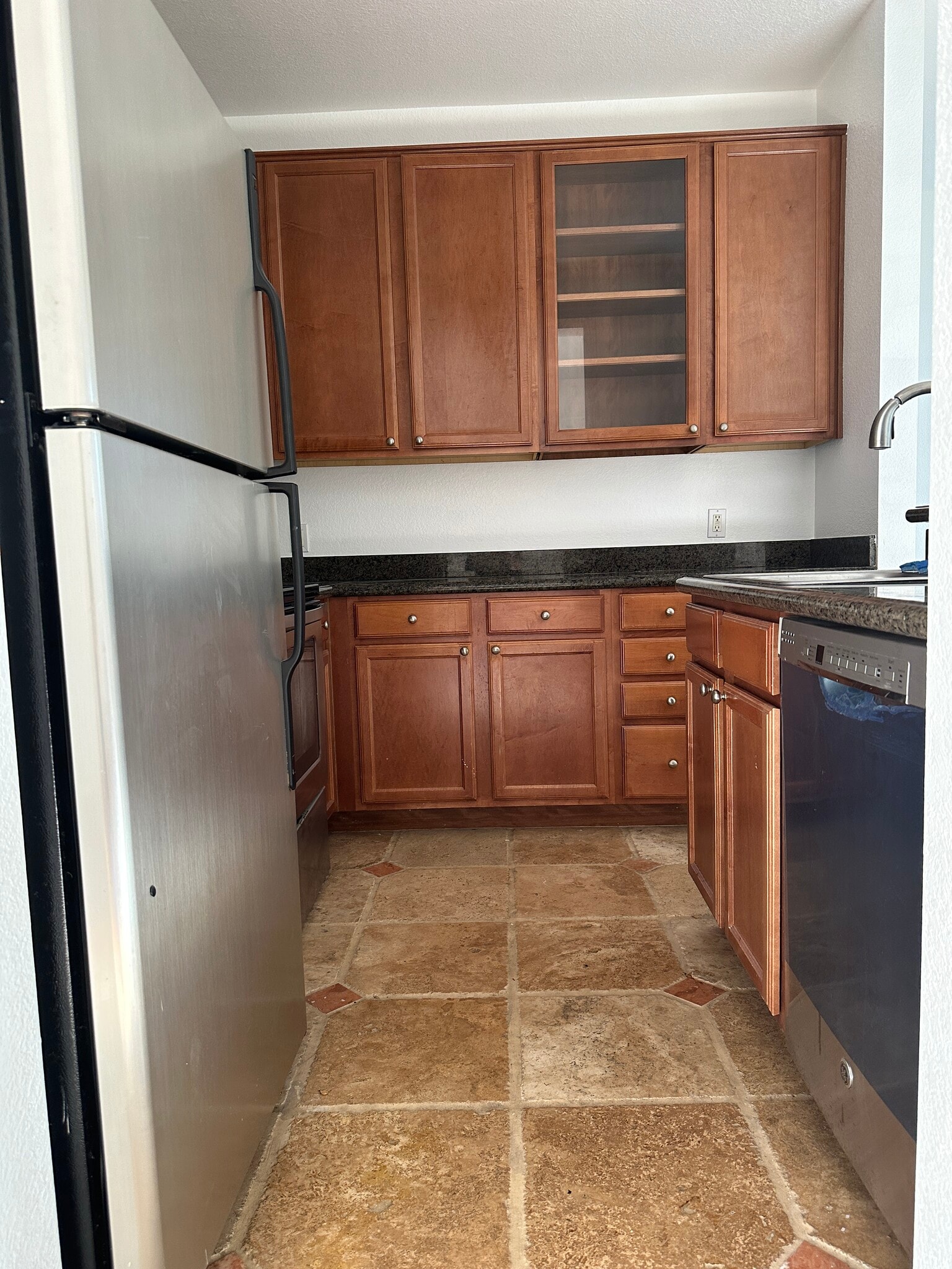 Kitchen - 3695 Stevenson Blvd