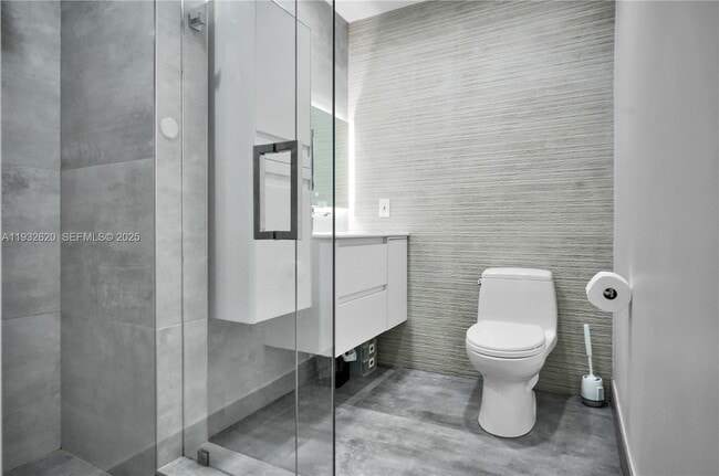 Building Photo - 2101 NE 211th Terrace